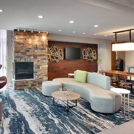 Fairfield Inn & Suites By Marriott Springfield North Bagian luar foto