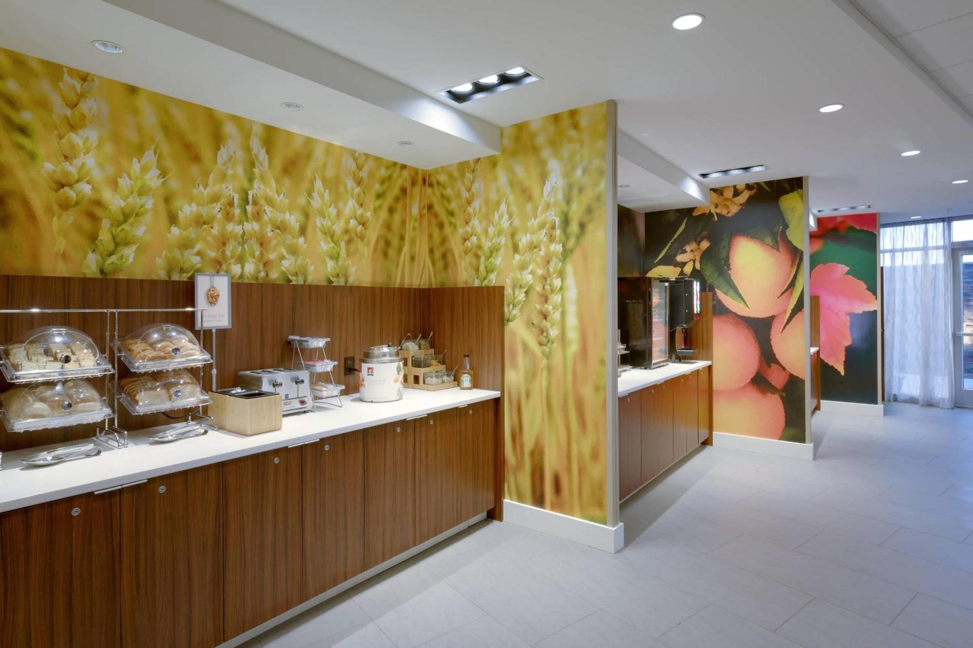 Fairfield Inn & Suites By Marriott Springfield North Bagian luar foto