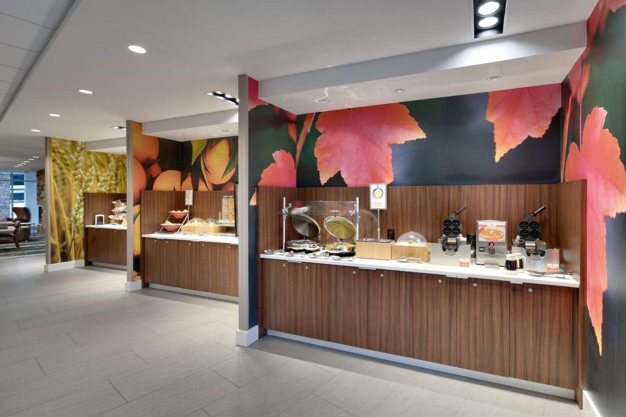 Fairfield Inn & Suites By Marriott Springfield North Bagian luar foto