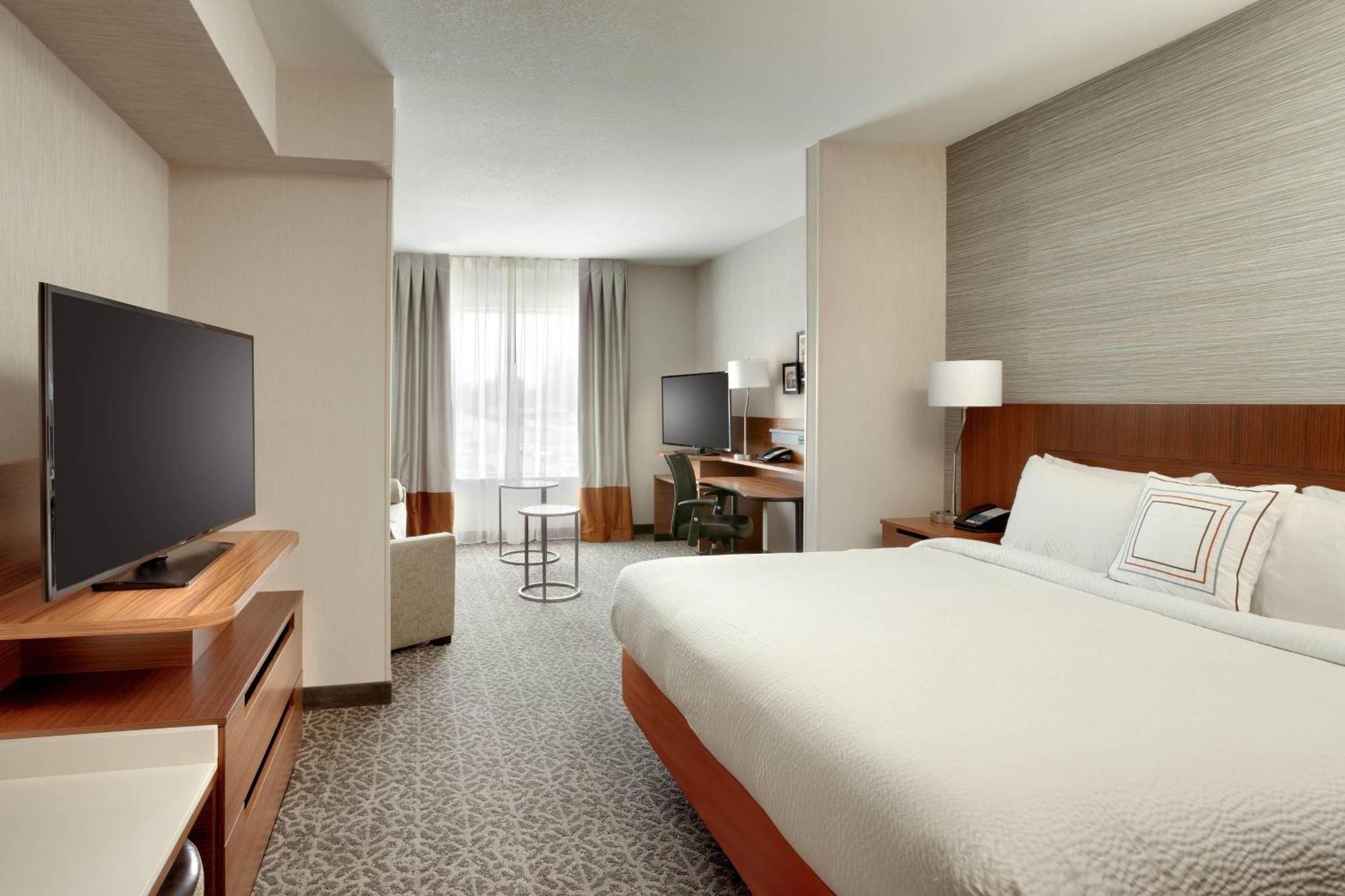 Fairfield Inn & Suites By Marriott Springfield North Bagian luar foto
